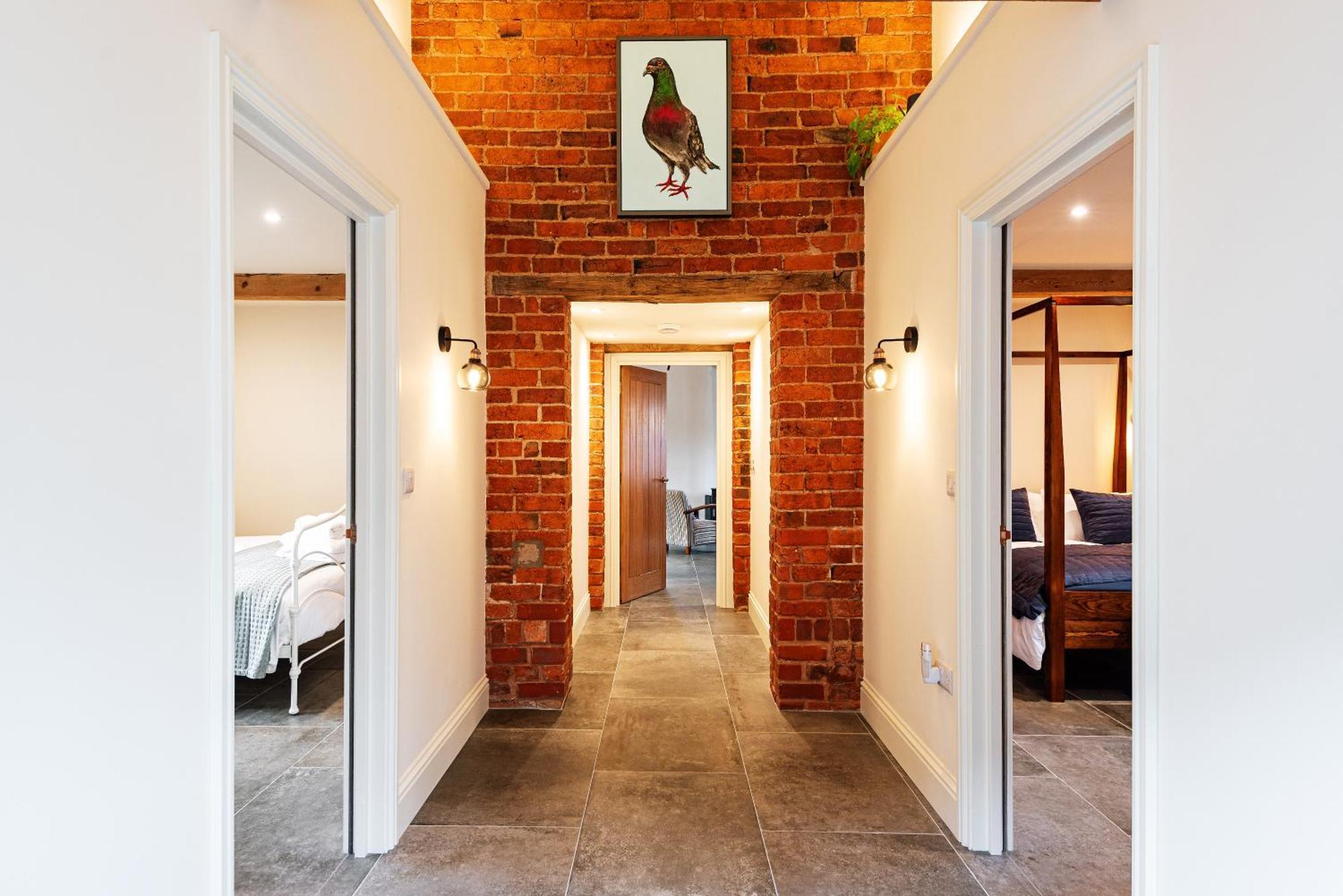 Pigeon House - Unique Barn With Private Garden, Hot Tub And Wood Burner Villa Shrewsbury Dış mekan fotoğraf