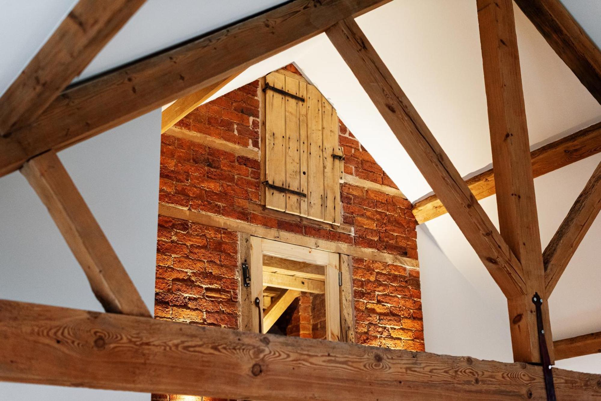 Pigeon House - Unique Barn With Private Garden, Hot Tub And Wood Burner Villa Shrewsbury Dış mekan fotoğraf